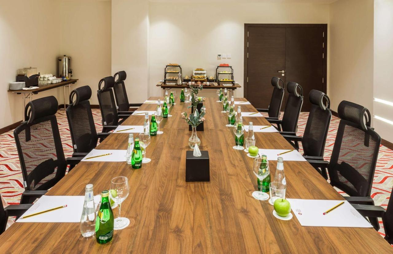 Best Western Plus Al Qurayyat City Center Buitenkant foto