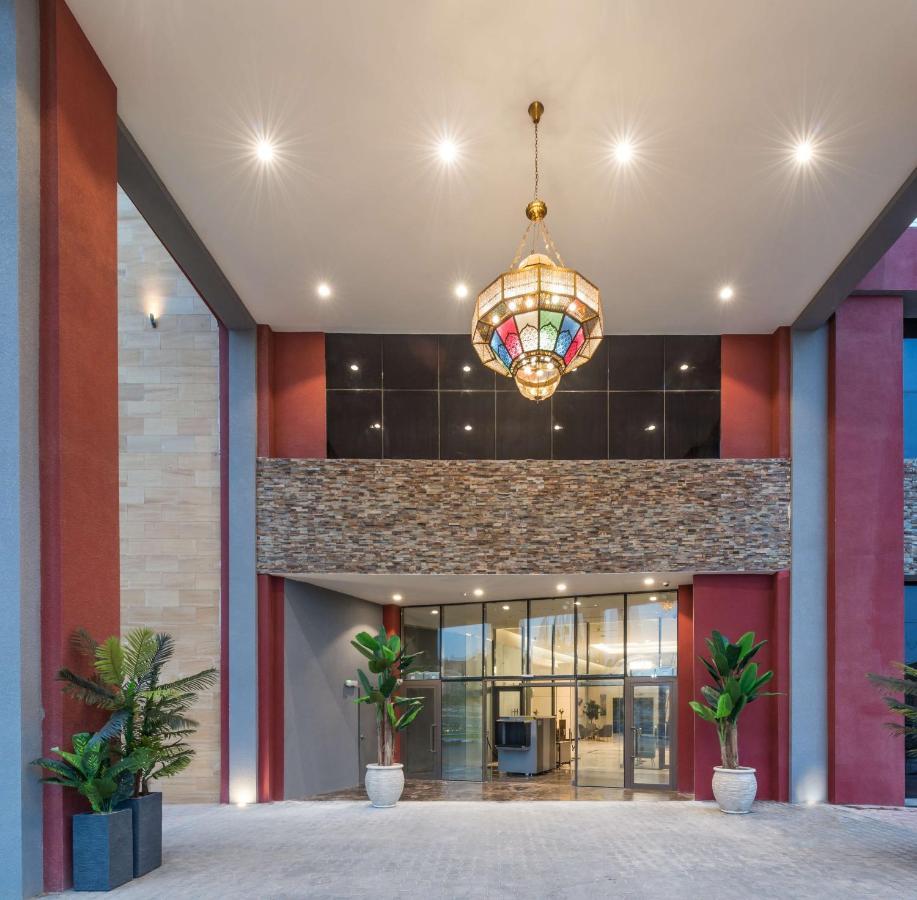 Best Western Plus Al Qurayyat City Center Buitenkant foto