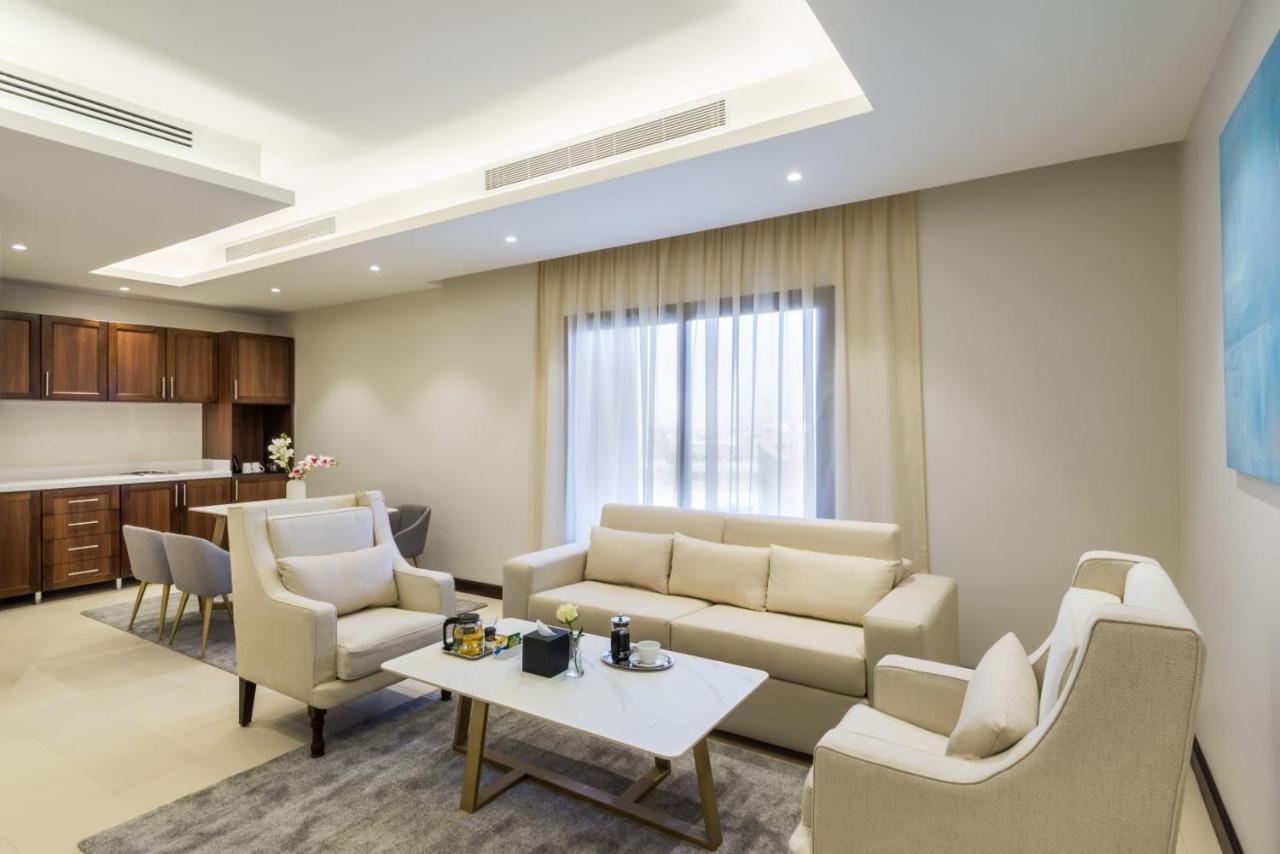Best Western Plus Al Qurayyat City Center Buitenkant foto