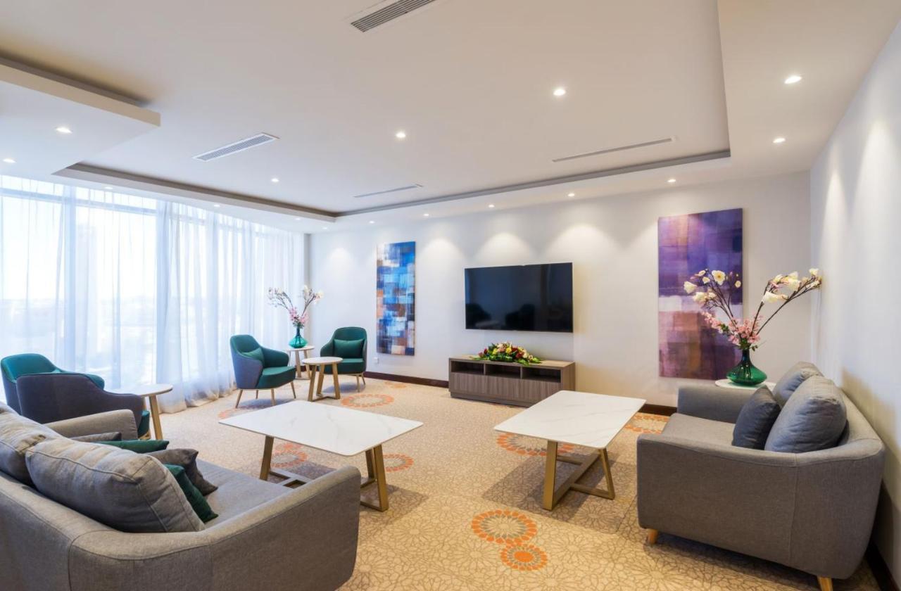 Best Western Plus Al Qurayyat City Center Buitenkant foto
