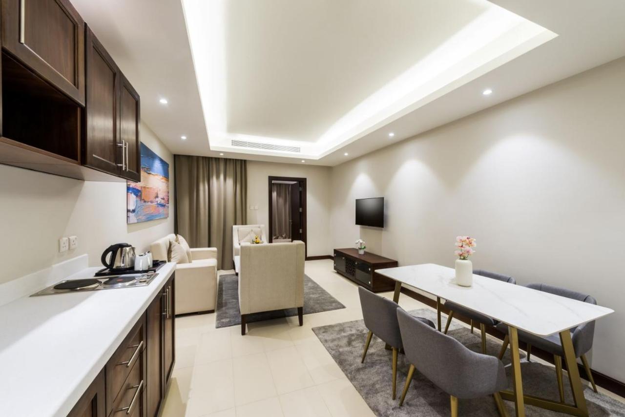 Best Western Plus Al Qurayyat City Center Buitenkant foto