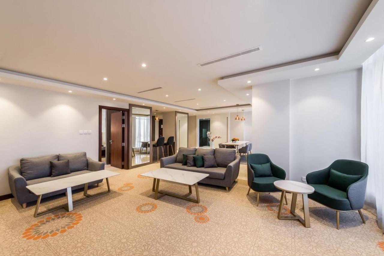 Best Western Plus Al Qurayyat City Center Buitenkant foto