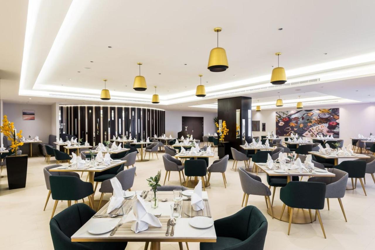 Best Western Plus Al Qurayyat City Center Buitenkant foto