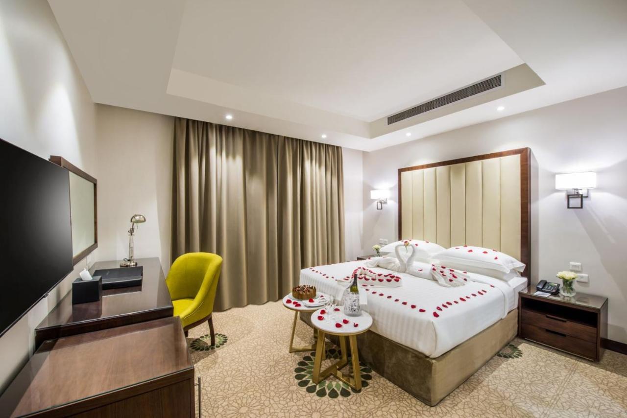 Best Western Plus Al Qurayyat City Center Buitenkant foto
