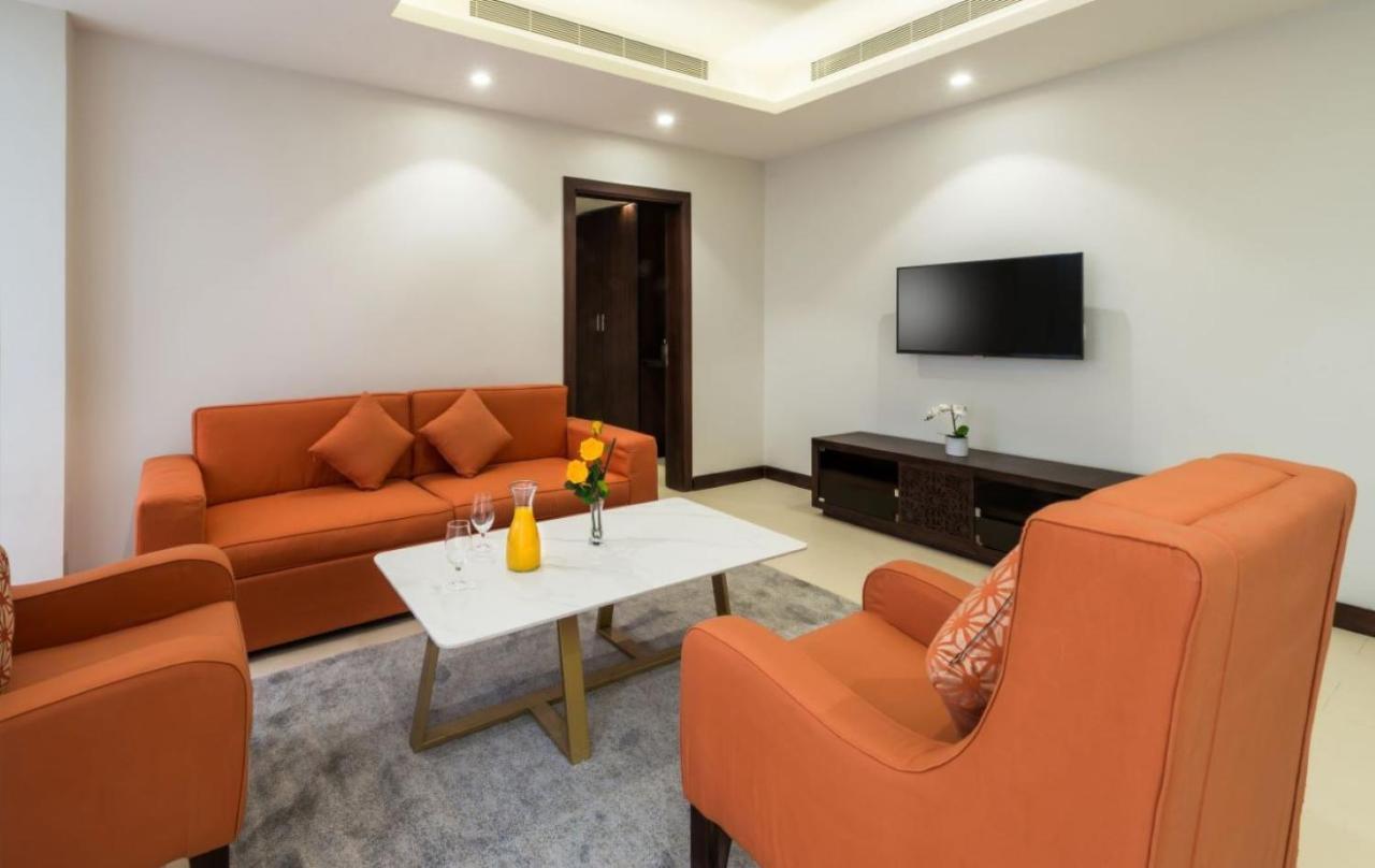 Best Western Plus Al Qurayyat City Center Buitenkant foto