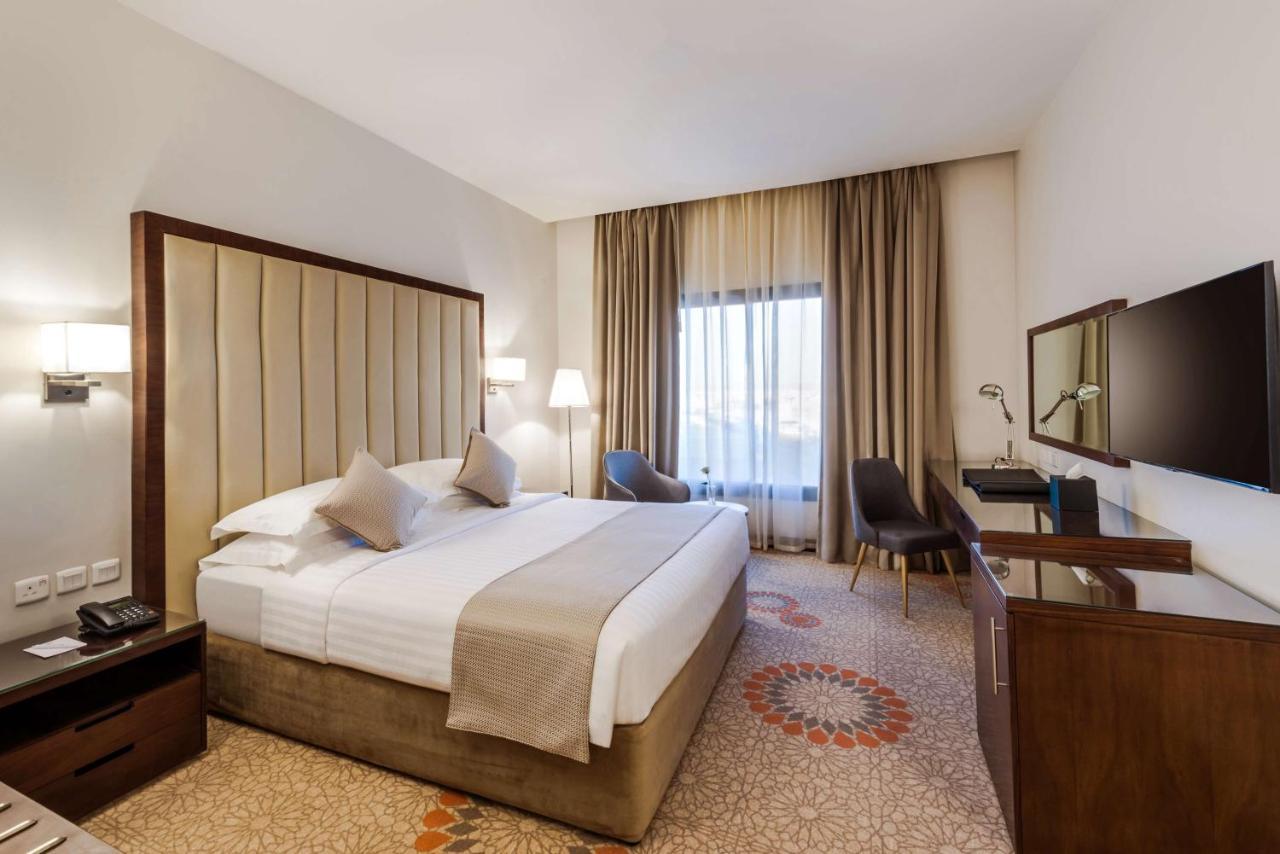 Best Western Plus Al Qurayyat City Center Buitenkant foto