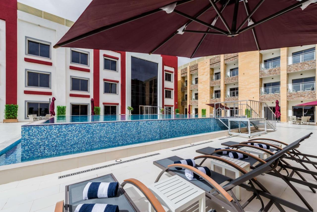 Best Western Plus Al Qurayyat City Center Buitenkant foto