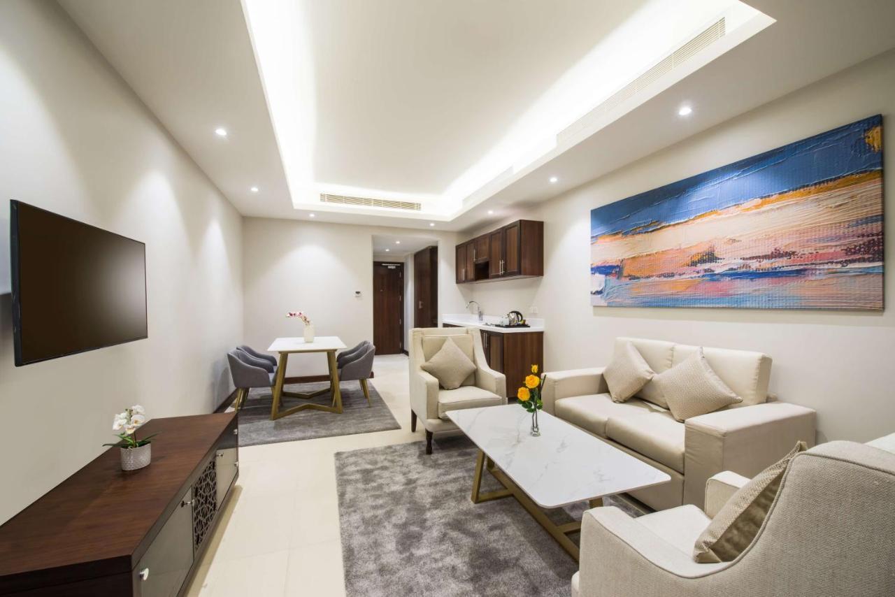 Best Western Plus Al Qurayyat City Center Buitenkant foto